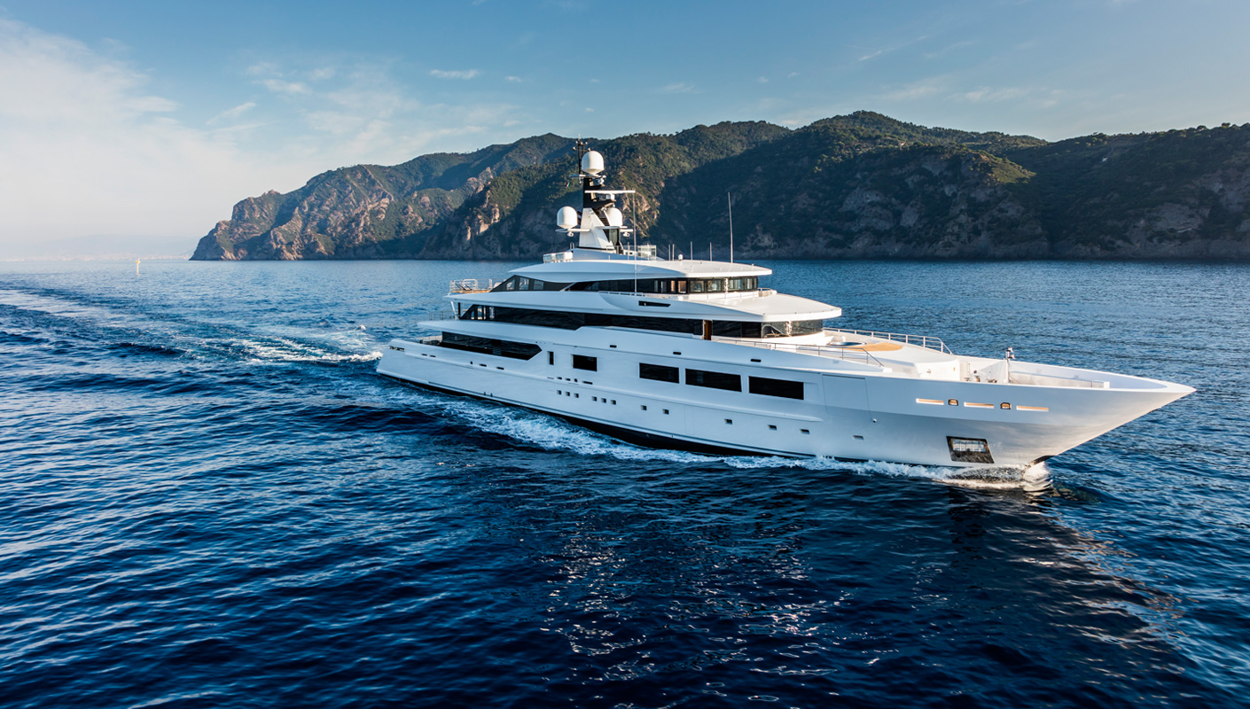 luxury yacht sales and charter